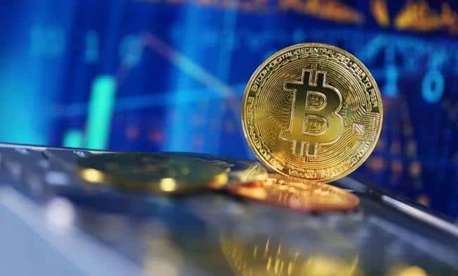 特朗普重磅背书引爆比特币：11万美元新高只是起点？